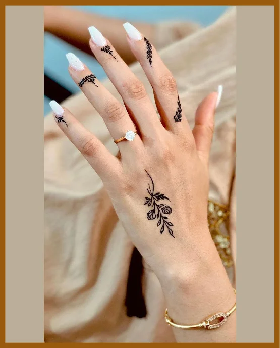 Artistic Floral Bunch In Khafif Back Hand Design Khafif (Minimal) Back Hand Mehndi Design
